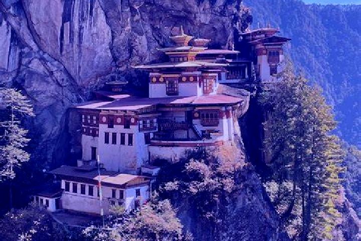 Inspector slot machine