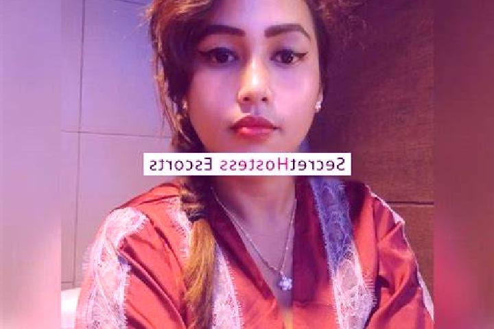 Love Gems Hold and Win slot machine